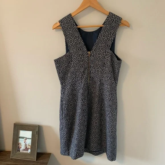 H&M | Navy and Cream Dress​ - Picture 7 of 8